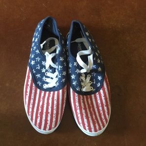 Patriotic slip on’s